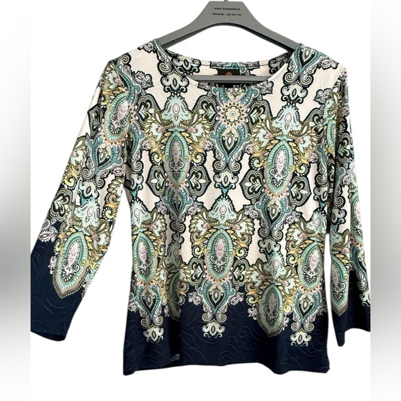 JM Collection Tops - JM Collection Multicolor Paisley 
3/4 Sleeve Top size PS